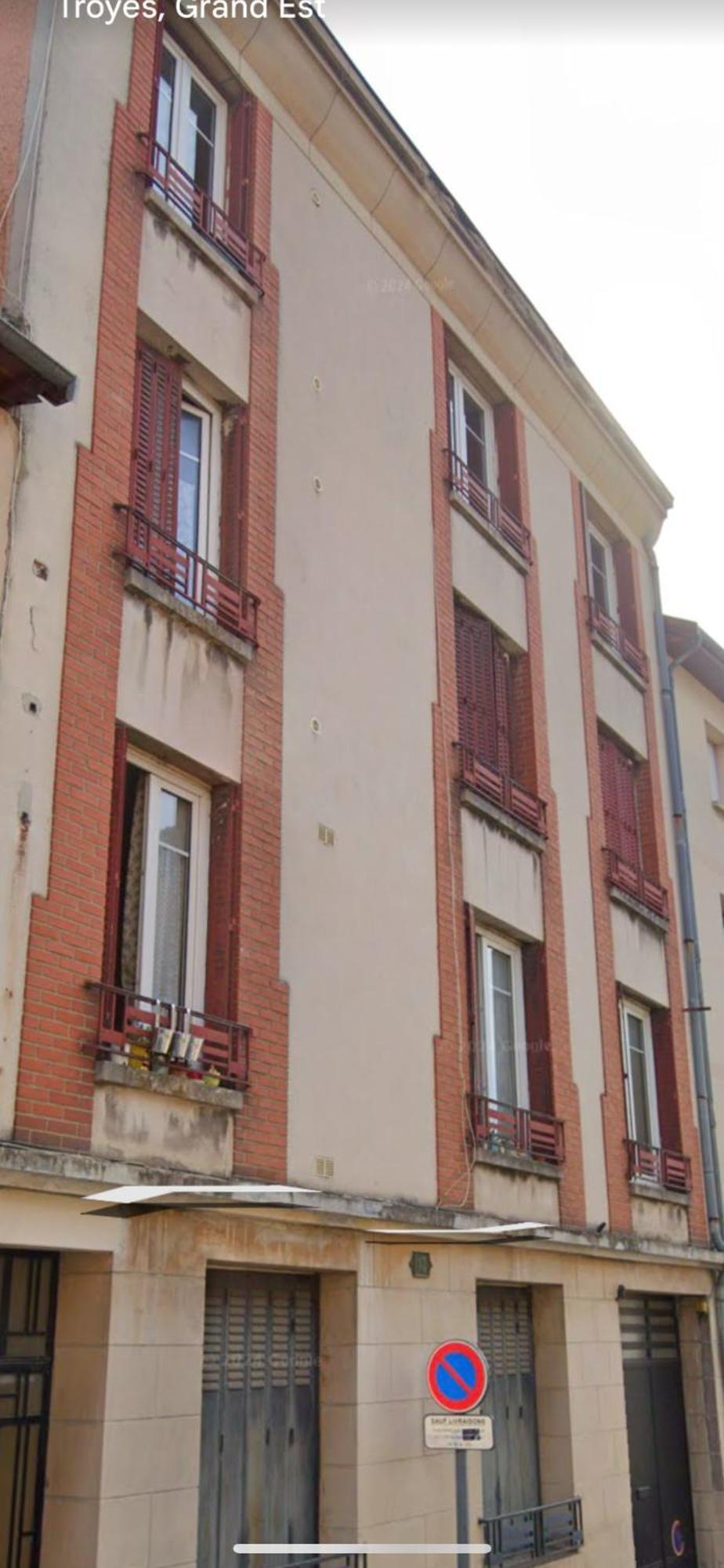 Le Treize Au Coeur Du Bouchon Apartment Troyes Exterior photo